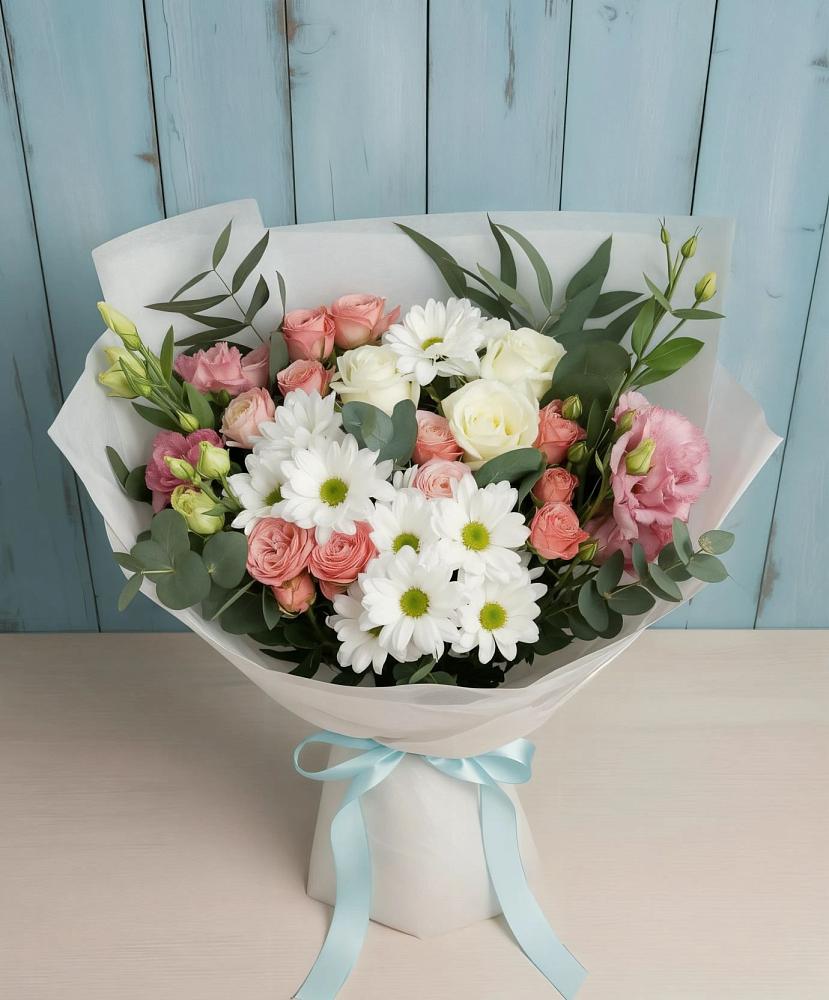 Букет цветов из: Розы, Лизиантусы и Хризантемы в Мичурине Республика Дагестан