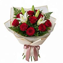 Букет цветов из:  Лилии и Розы #REPLACE_PRED# Мичурине Республика Дагестан