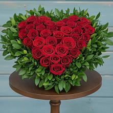 Цветочная композиция из Розы в виде сердца в Мичурине Республика Дагестан