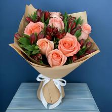 Букет цветов из:  Розы и Альстромерии #REPLACE_PRED# Мичурине Республика Дагестан