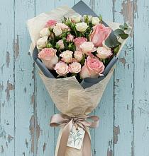 Букет цветов из:  Розы #REPLACE_PRED# Мичурине Республика Дагестан