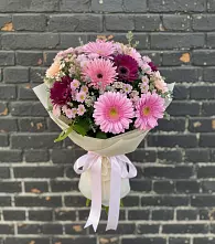 Букет цветов из:  Герберы и Хризантемы в Мичурине Республика Дагестан