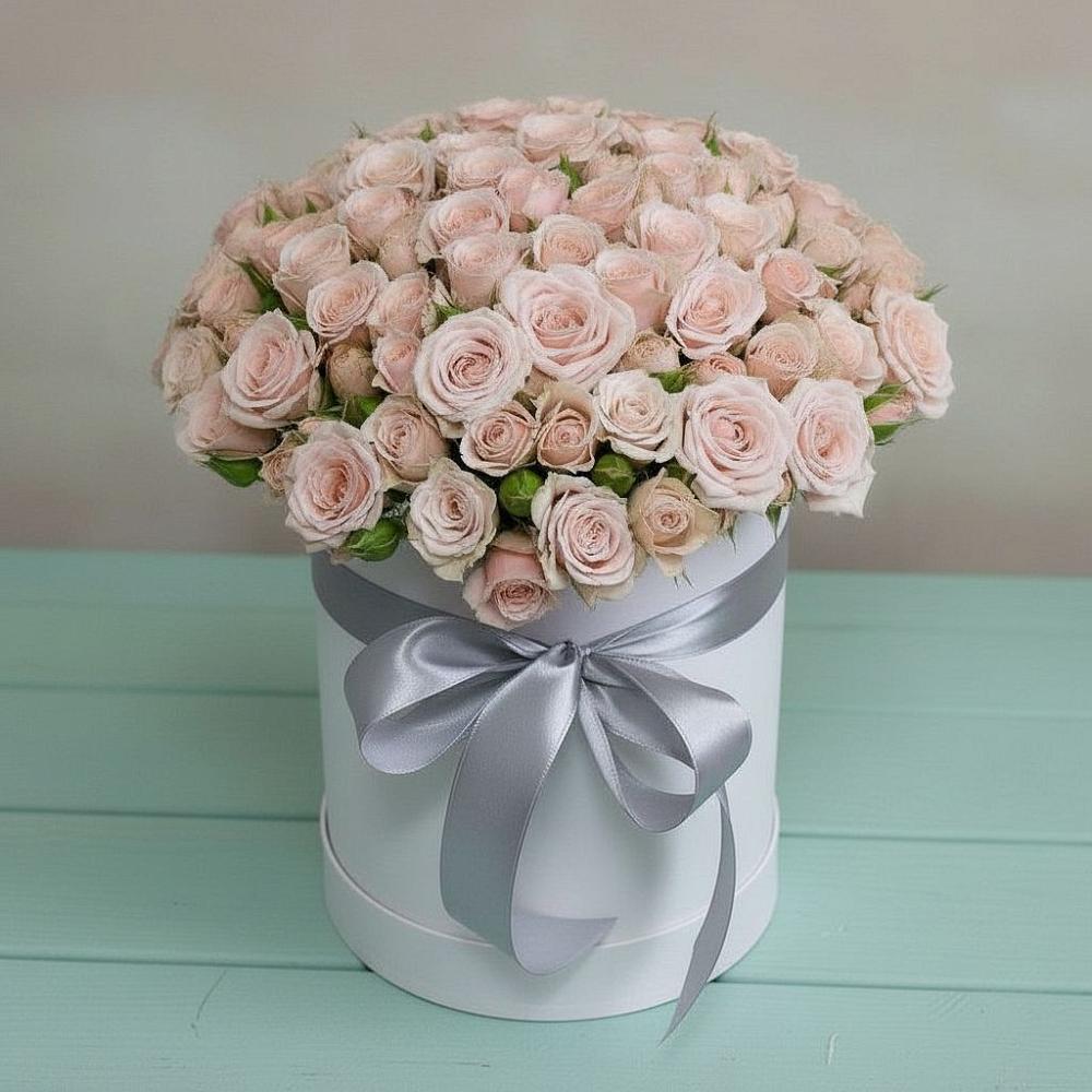 Цветочная композиция из Розы в шляпной коробке в Мичурине Республика Дагестан