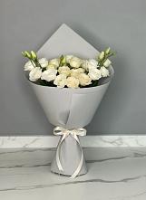 Букет цветов из:  Розы и Лизиантусы в Мичурине Республика Дагестан